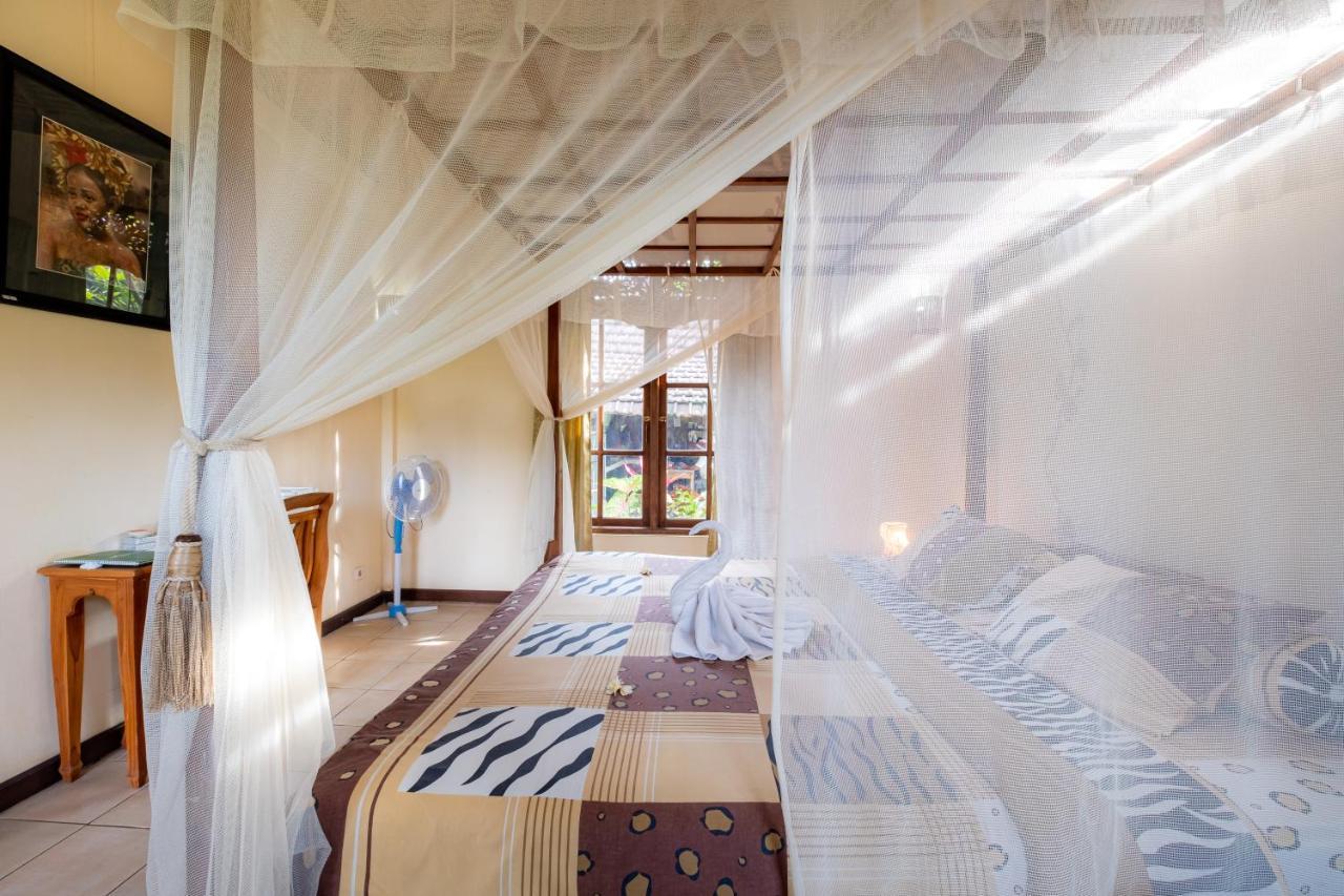 Villa Manuk Singaraja Εξωτερικό φωτογραφία